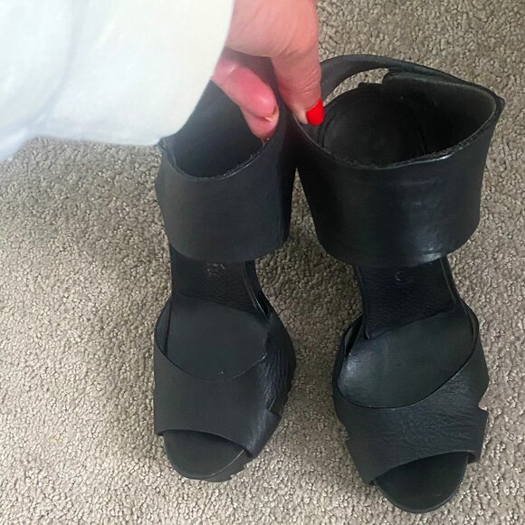 Pedro García Black Leather Strappy Heels | Size 7 | Gently Worn - Picture 1 of 3